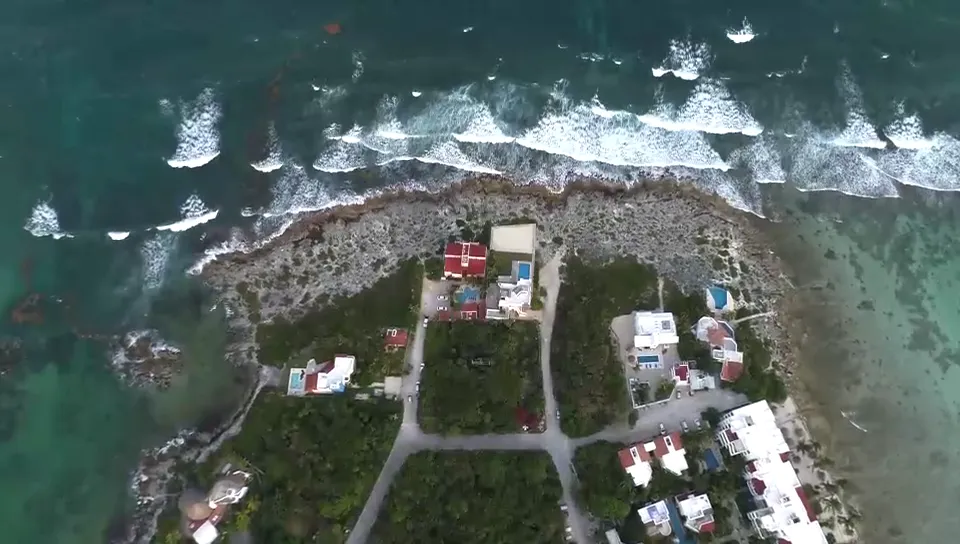 Villa Bellamar in one minute &mdash; play the film