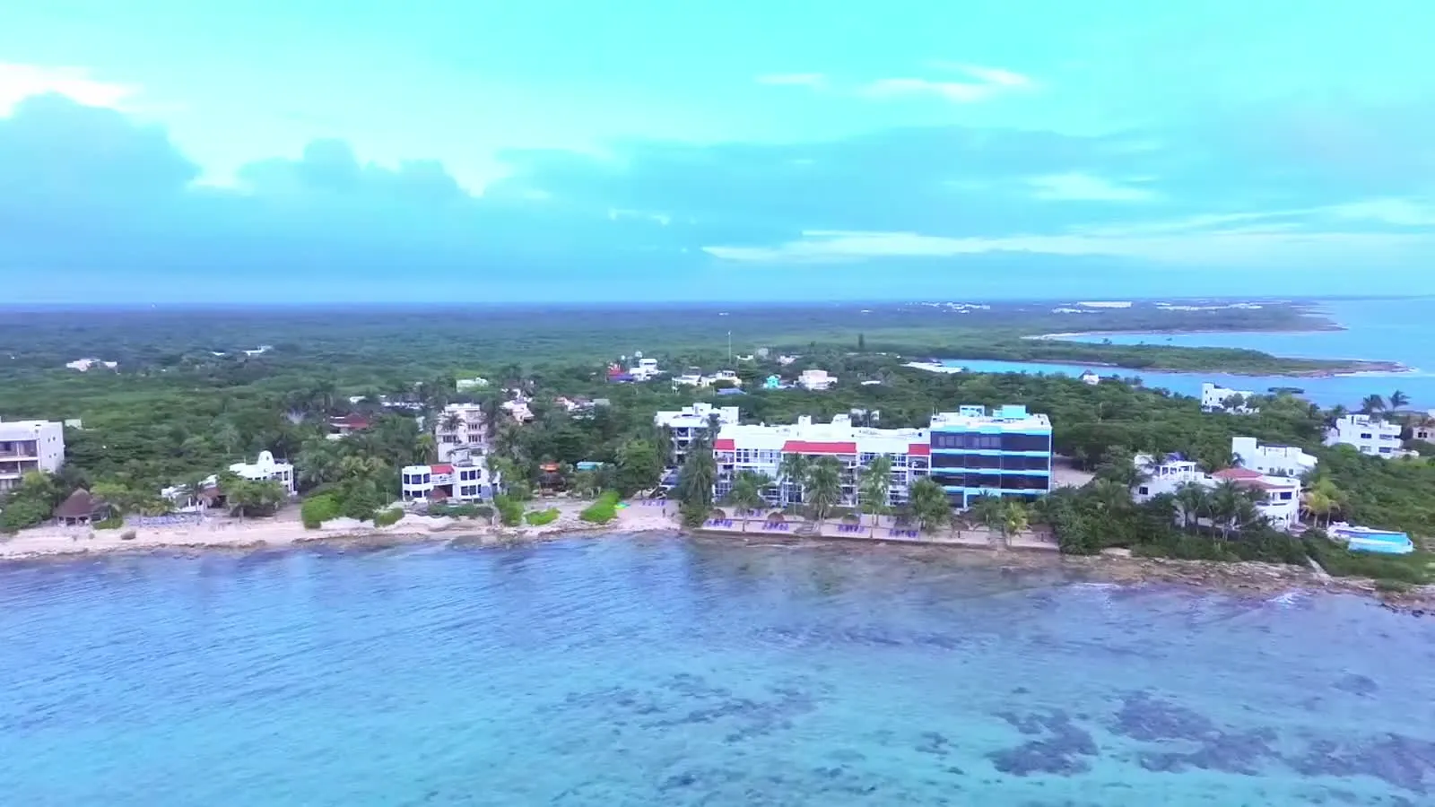 Villa Bellamar from the air &mdash; play the film
